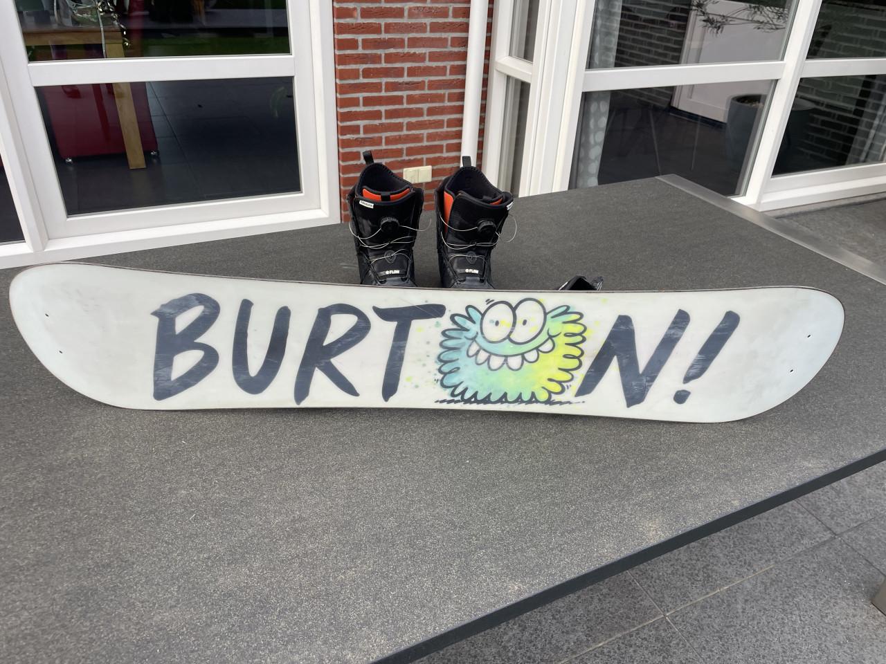 Snowboard set Burton 120cm kids met bindingen en schoenen