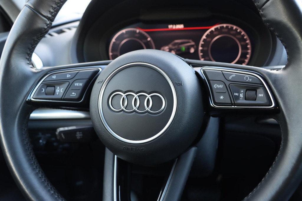 Audi A3 sportback 40 tfsi e-tron sport 204pk s-tronic
