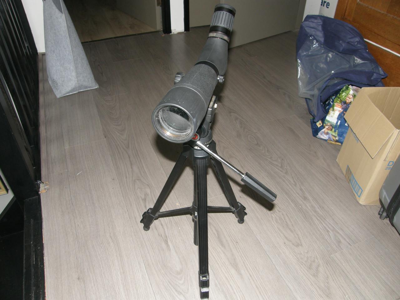 Gullmann statief met Bresser kijker