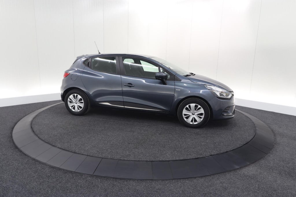 Renault Clio tce 90 limited | navigatie | parkeersensoren | cruise control 