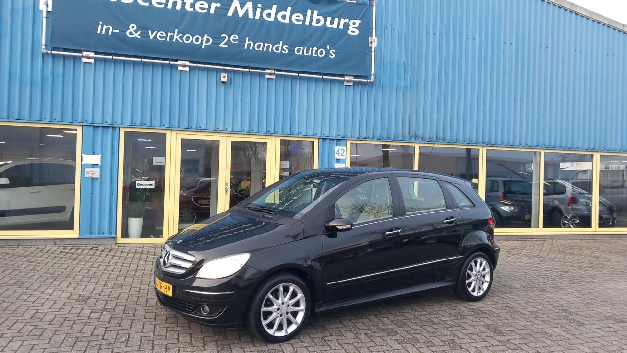 Mercedes B-Klasse 200 Turbo Automaat !! 5drs bj: 2007 airco-leer-navigatie