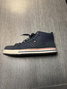 Te koop: werkschoenen