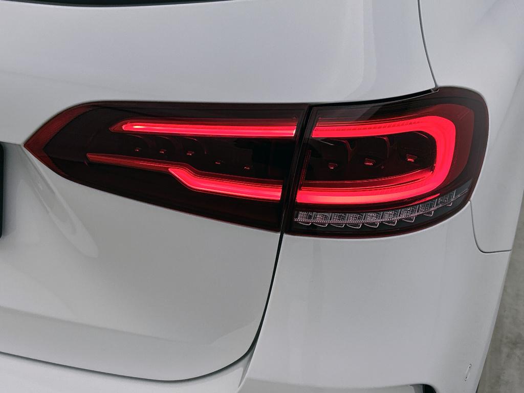 Mercedes-Benz B-Klasse 180 business solution amg | stoelverwarming | amg li