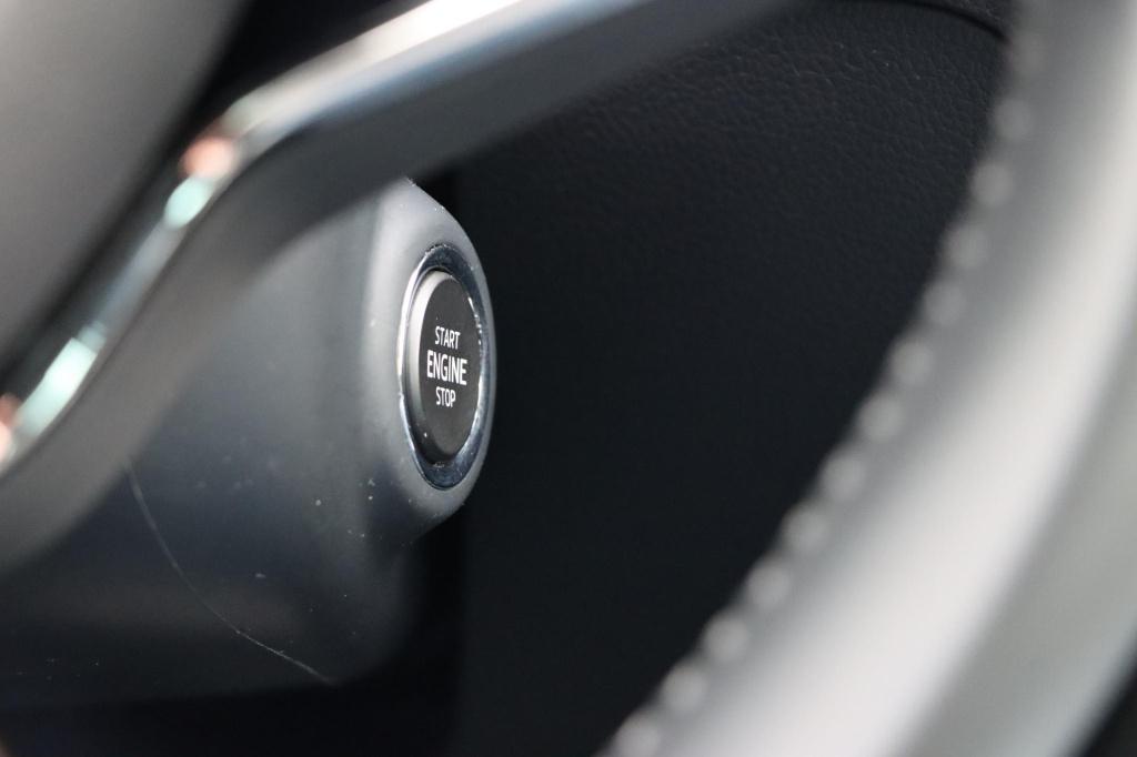 Skoda Superb combi 1.4 tsi laurin & klement 218pk dsg6 stoel voor+ achterve