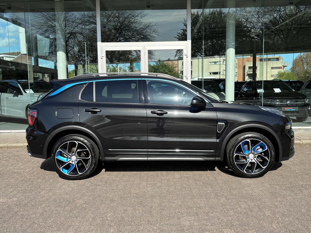 Lynk & Co 01 1.5td 261pk phev 7dcth| schuifdak|navi|360 gr camera|1e eigena