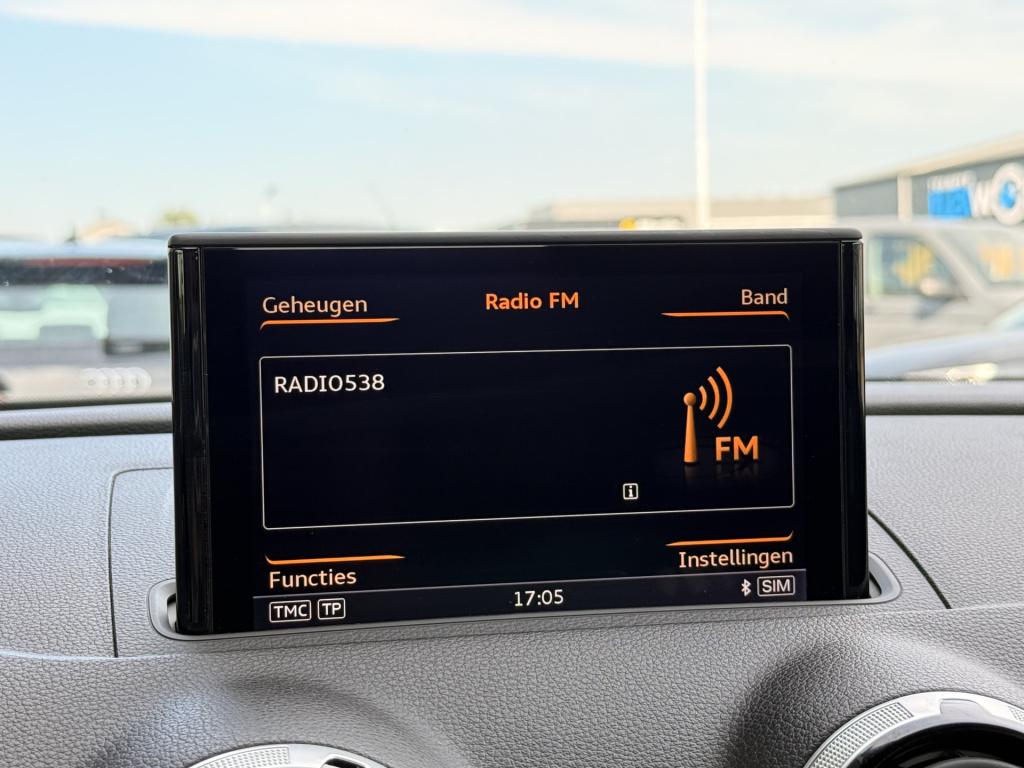Audi A3 cabriolet 2.0 tfsi s3 quattro | b&o | lane assist | acc | stoel / n