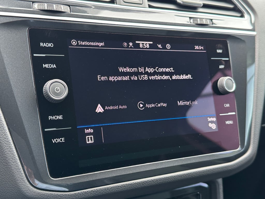 Volkswagen Tiguan 1.5 tsi 150pk dsg r-line | black style | leder | trekhaak