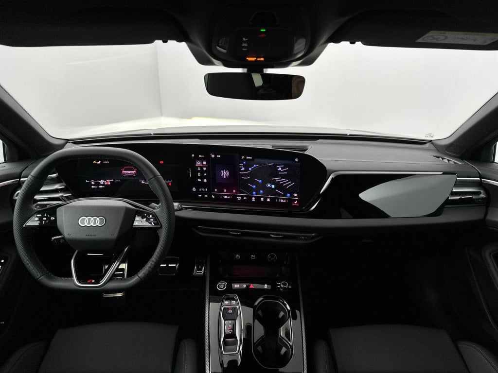Audi A5 avant s edition 2.0 tfsi e 220 kw / 299 pk avant 7 versn