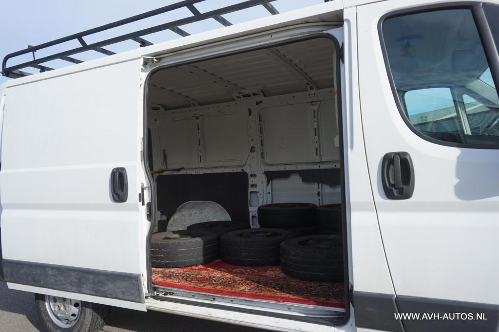 Peugeot Boxer 330 2.2 hdi l2h2 profit+