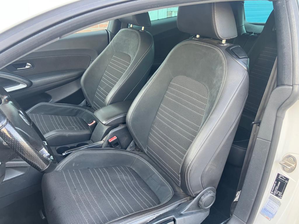 Volkswagen Scirocco 1.4 tsi 90 kw