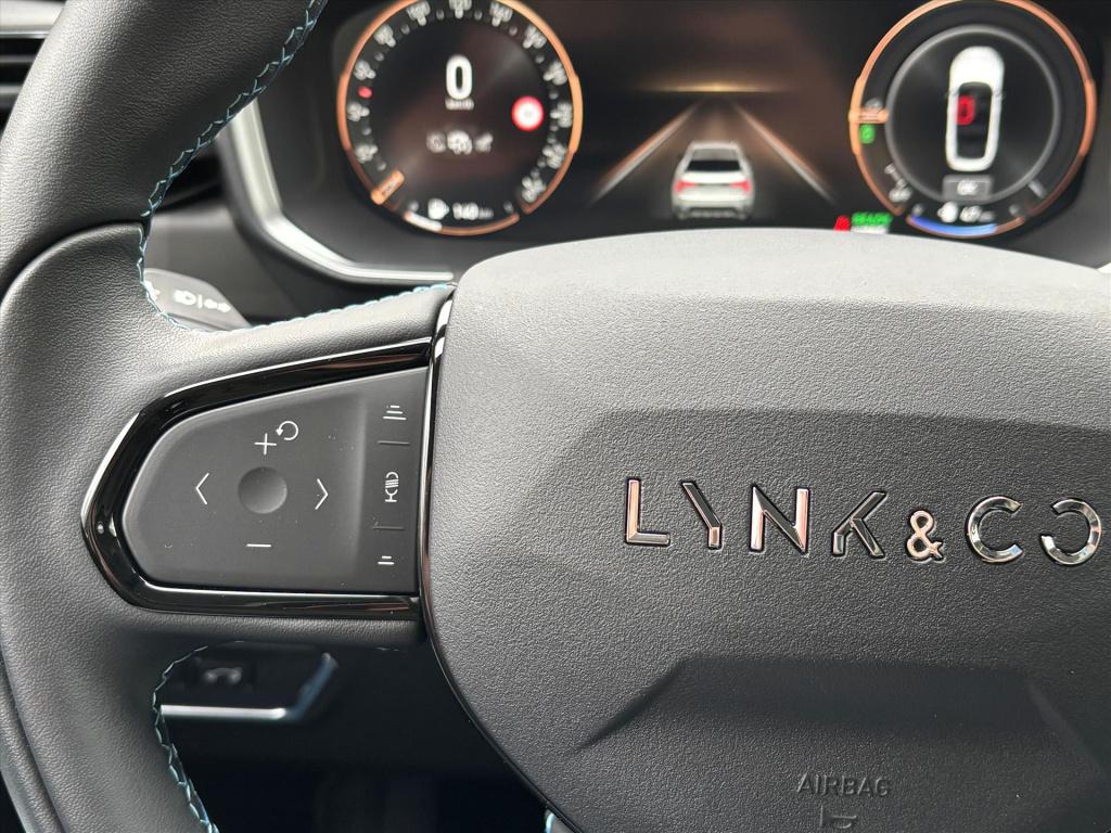Lynk & Co 01 1.5td 261pk phev automaat| 360 gr camera| pano dak|carplay|rij