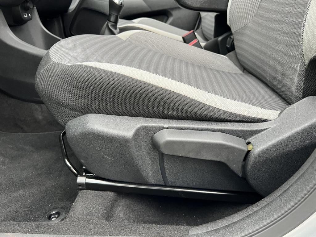 Toyota Aygo 1.0 vvt-i x-first cabrio | subwoofer | instaplijsten| uitlaatsi