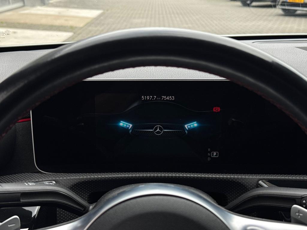 Mercedes-Benz A-Klasse 200 amg edition premium plus * camera * carplay * 18