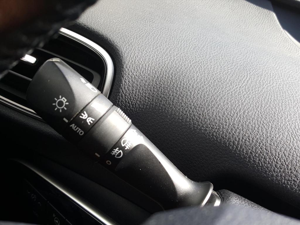 Toyota Prius 1.8 full hybrid 122pk aut active | navi | bt | cruise & climat
