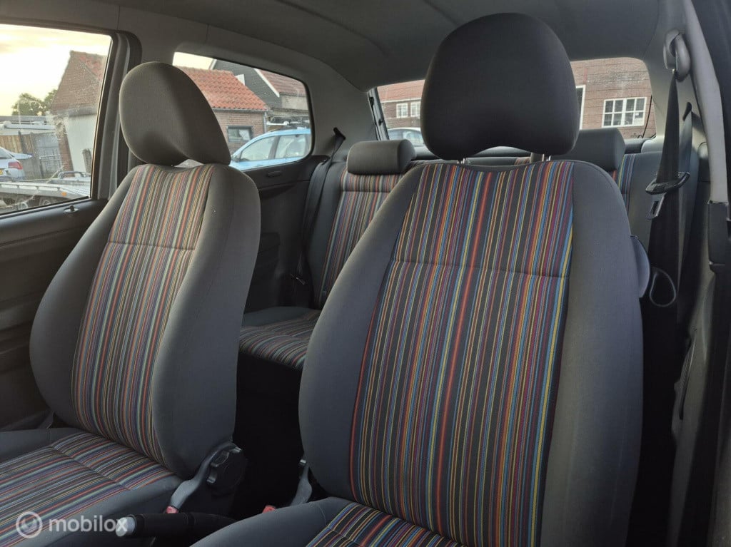 Volkswagen Fox 1.4 origineel nl / airco / nieuwe apk