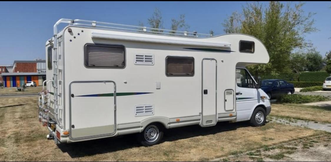 Mercedes sprinter camper alkoof 6 pers.