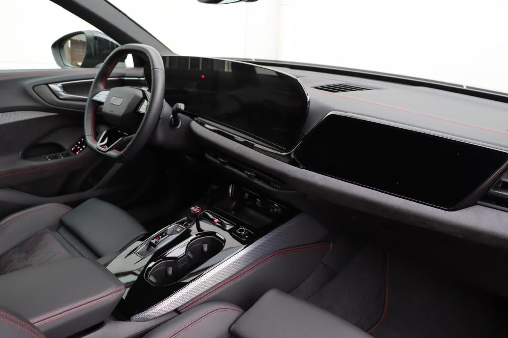 Audi A5 avant 2.0 e-hybrid quattro s edition competition 367pk s-tronic | s