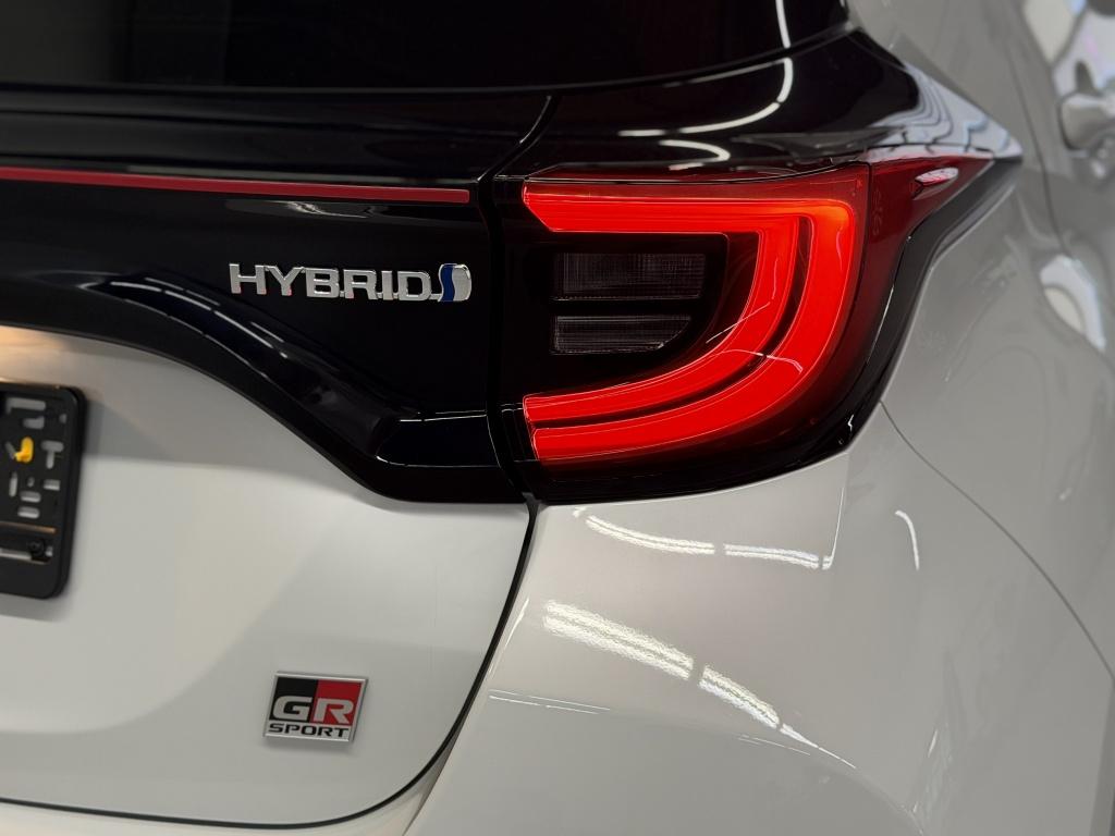 Toyota Yaris 1.5 hybrid gr sport