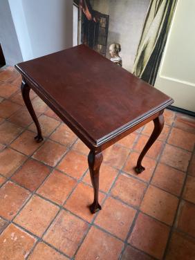 Chippendale tafeltje