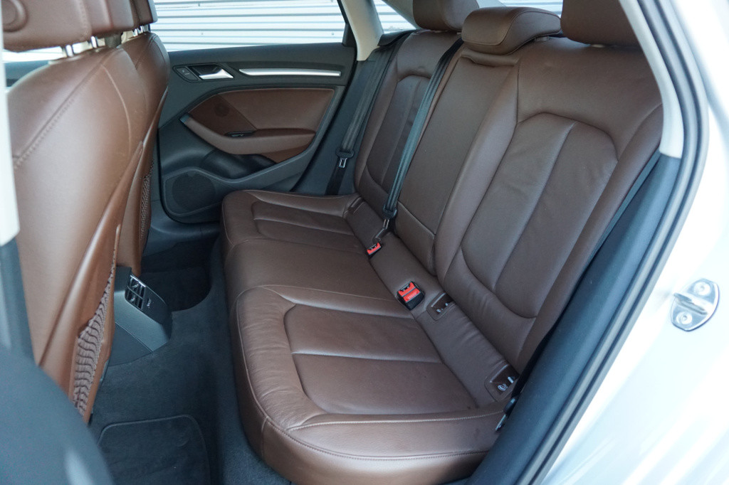 Audi A3 limousine 1.8 tfsi quattro ambition automaat panoramadak / leder / 