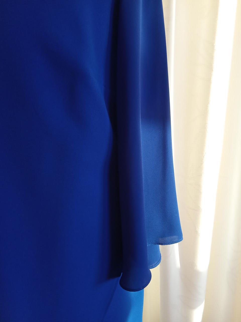 Prachtige koningsblauwe jurk van het bekende merk Joseph Ribkoff.