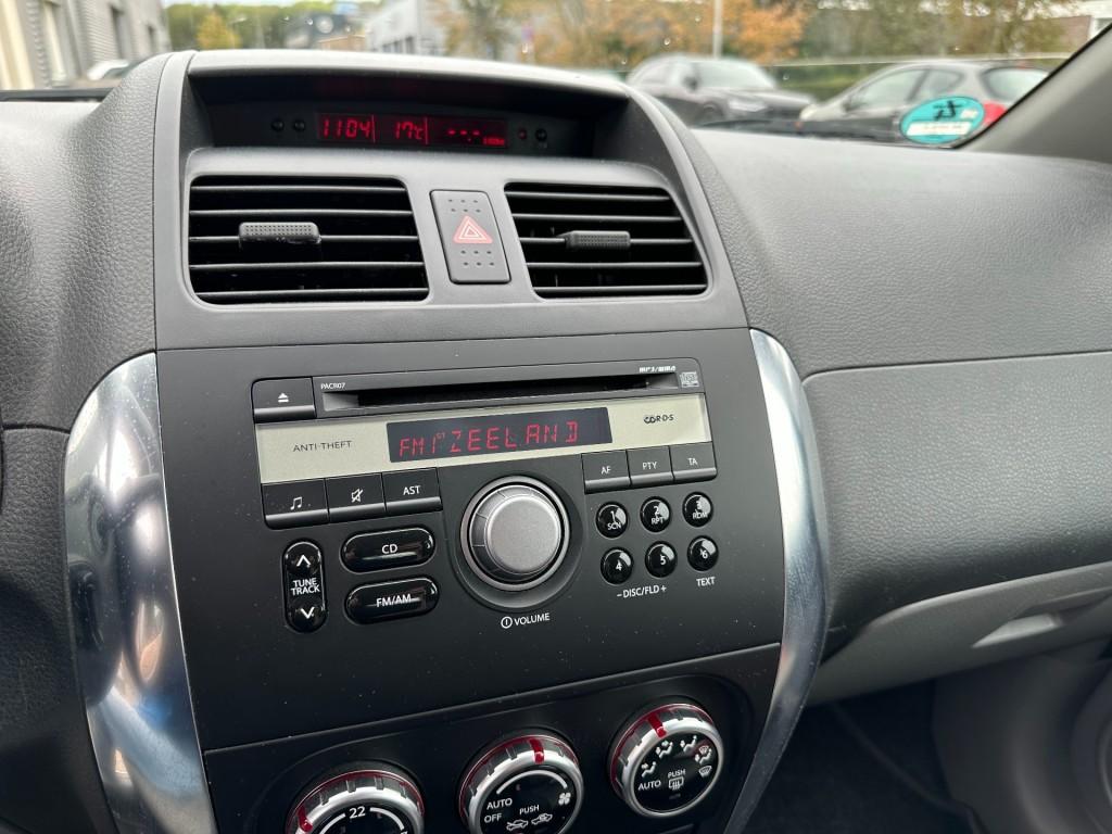 Suzuki Sx4 1.6 exclusive automaat airco hoge zit!