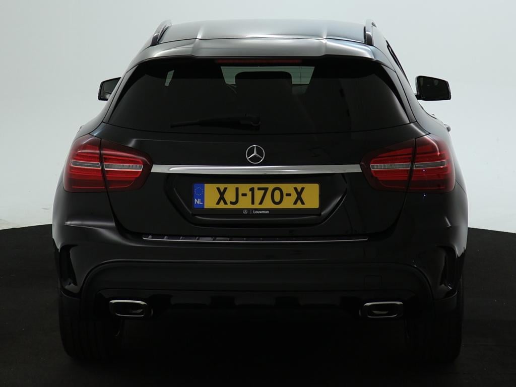 Mercedes-Benz Gla-klasse 180 business solution amg | cruise control | amg l