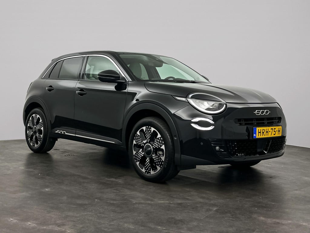 Fiat 600 1.2 hybrid la prima