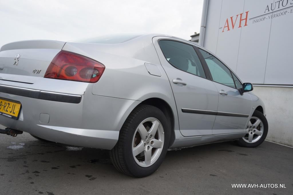 Peugeot 407 2.0-16v xr pack automaat