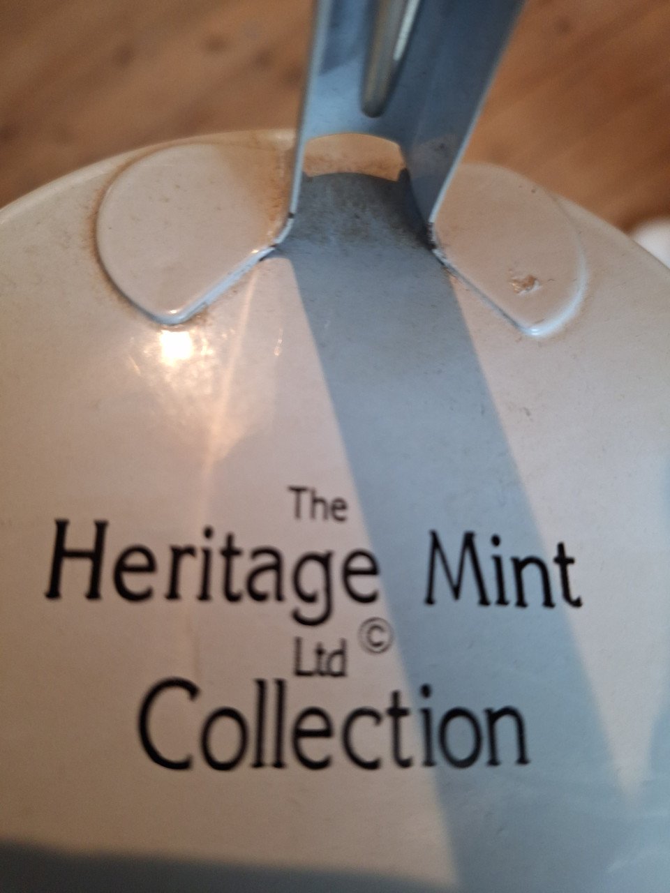 2 Poppen van The Heritage Mint LTD Collection