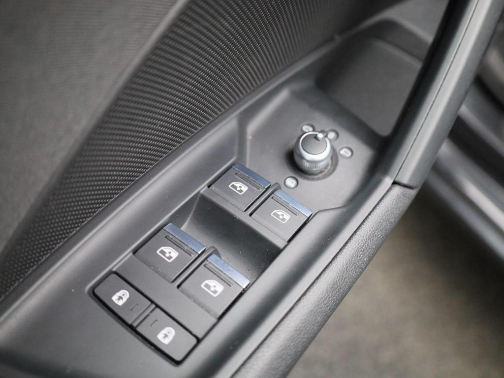 Audi A3 limousine 30 tfsi pro line | automaat | apple carplay / android aut