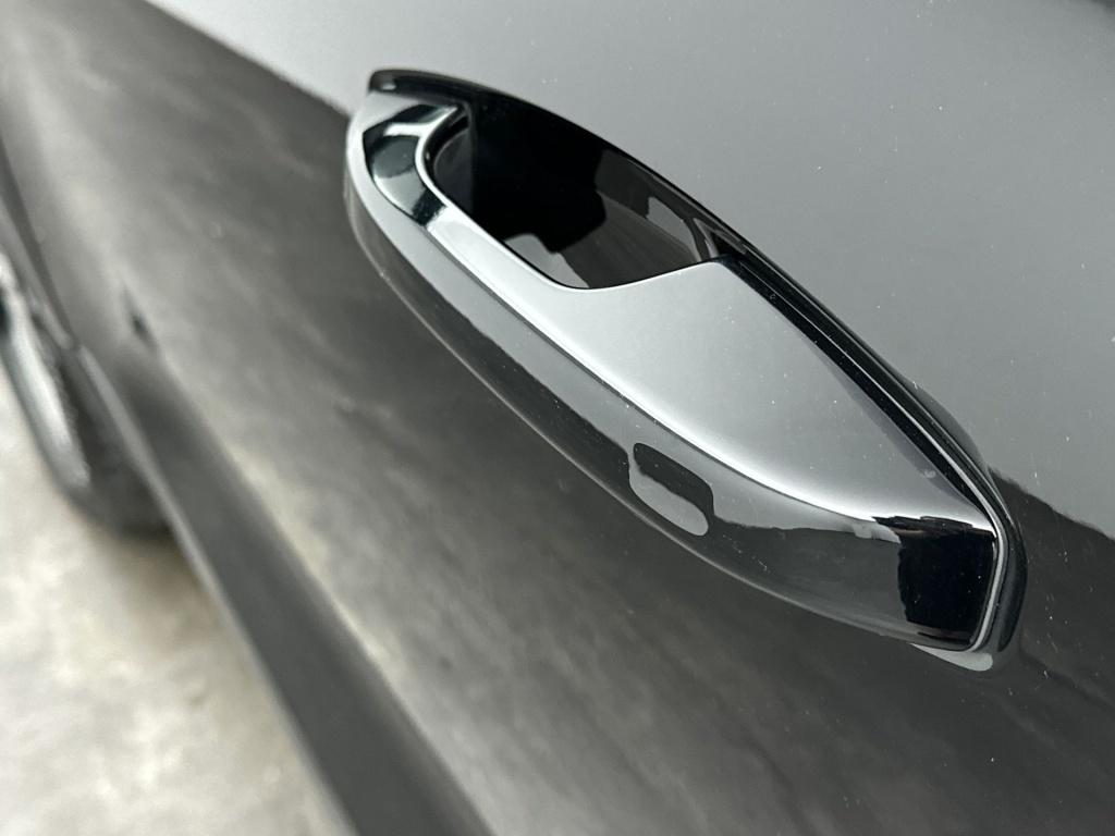 Volvo XC40 p8 408pk recharge r-design| cruise.controle| stoelverwarming
