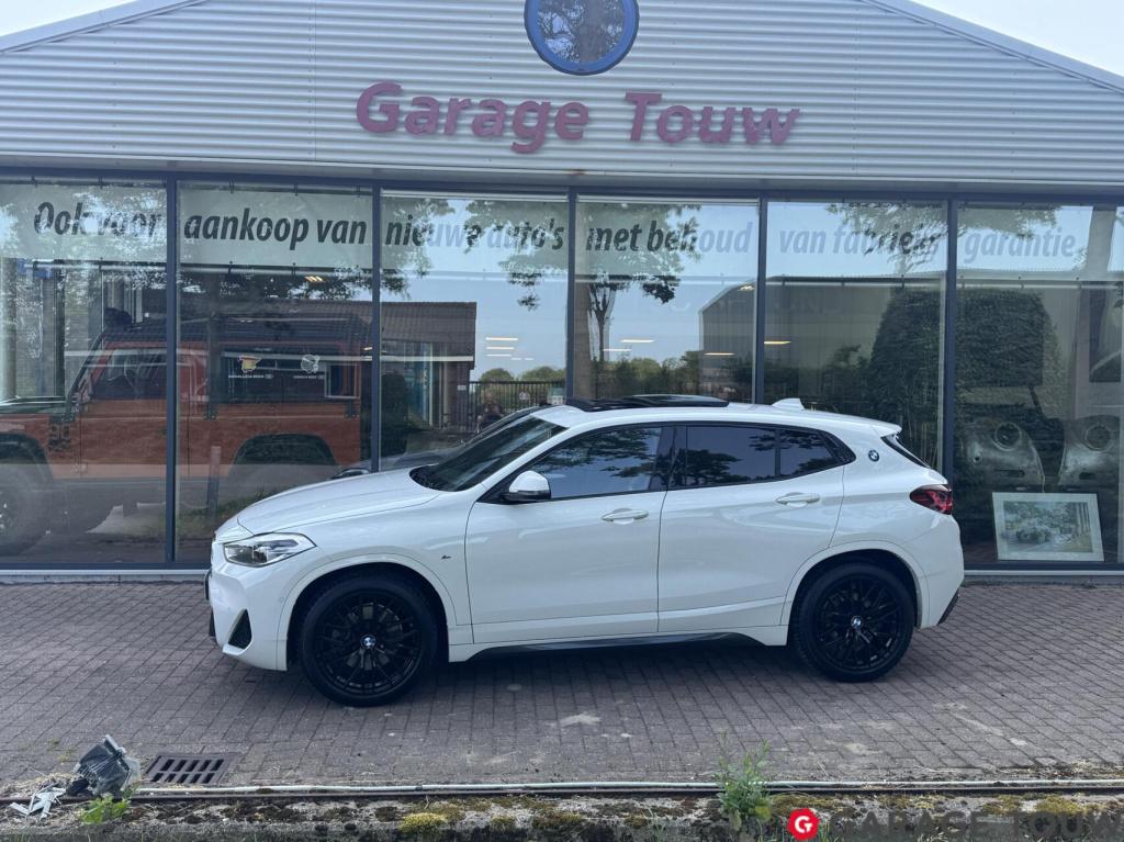 BMW X2 sdrive20i high executive m-sport *pano, hud*
