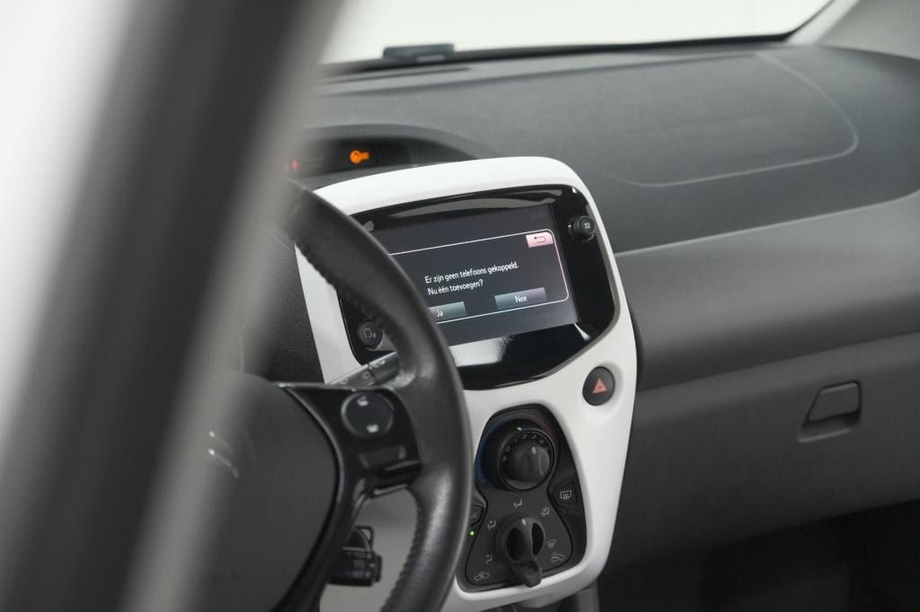 Citroen C1 1.0 vti shine | camera | airco | navigatie | 5 deurs