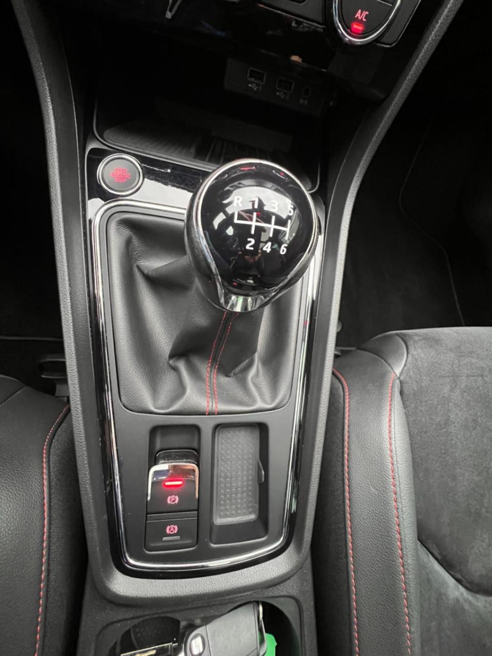 Seat Leon st 1.4 ecotsi fr, schuif/kanteldak, camera, alcantara, trekhaak e