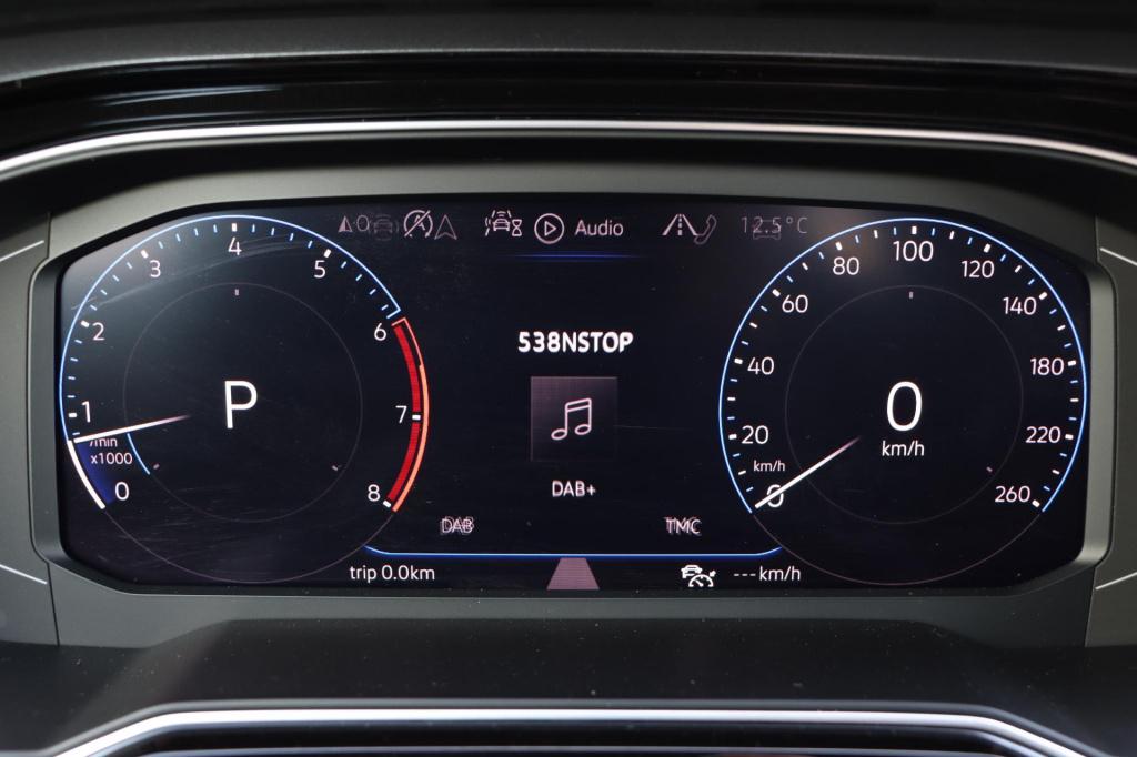 Volkswagen Polo 1.5 tsi highline