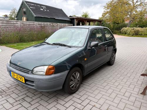 Toyota Starlet 1999
