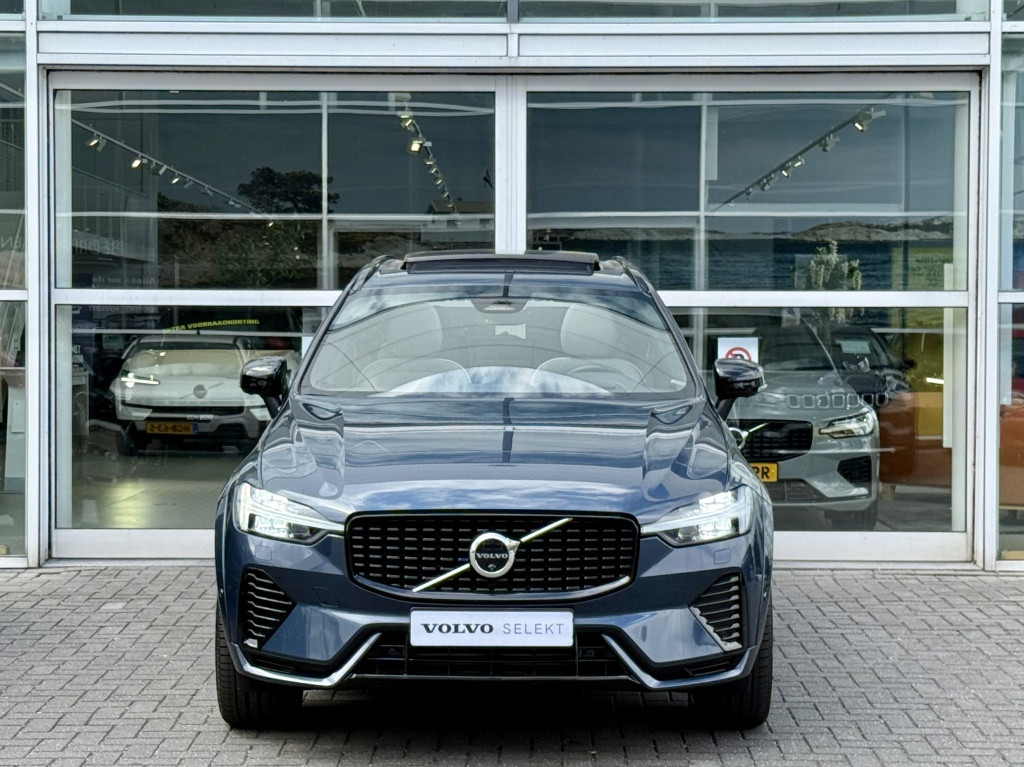 Volvo XC60 t8 455pk recharge ultra dark| full options ! luchtvering b&w sou