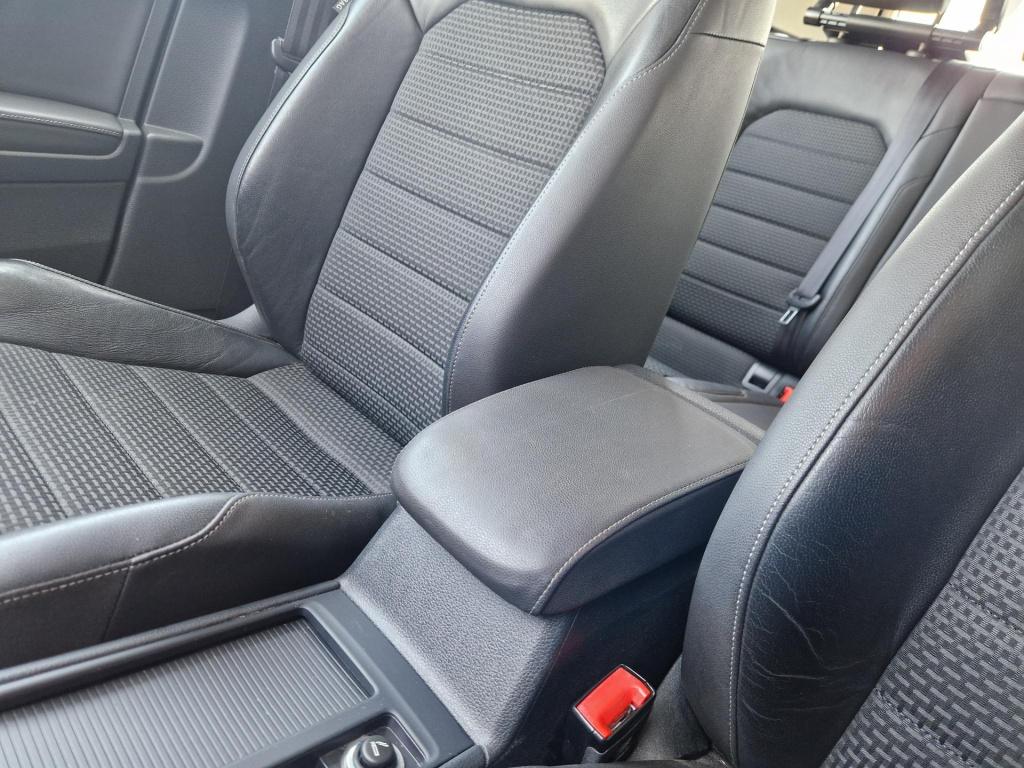 Volkswagen Golf 1.4 tsi act highline