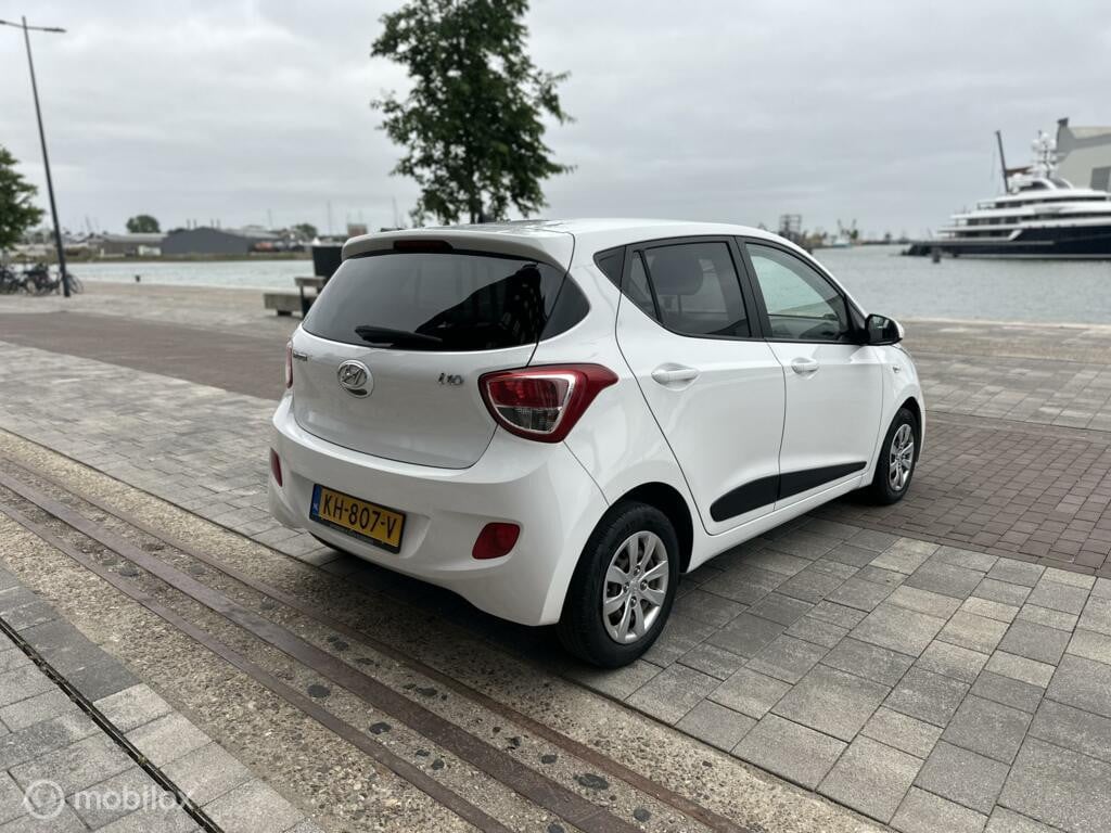 Hyundai i10 1.0i i-Motion Premium Airco Cruise kmst198.611 Nap BJ2017