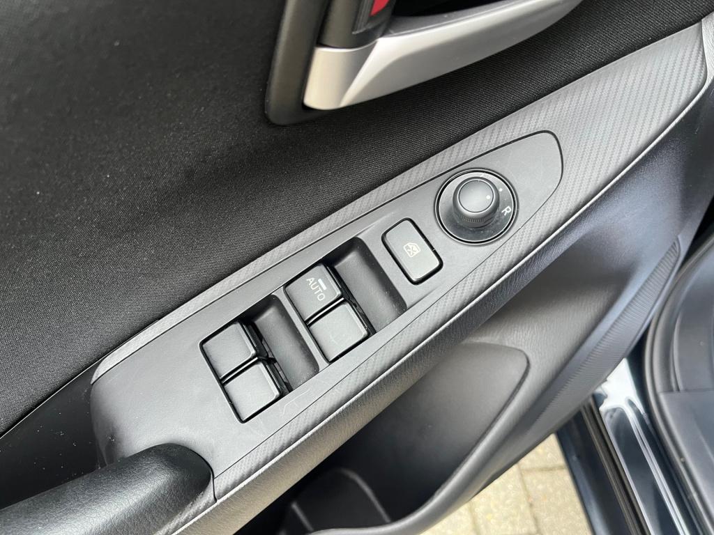 Mazda 2 1.5 skyactiv-g dynamic 90 pk|rijklaar