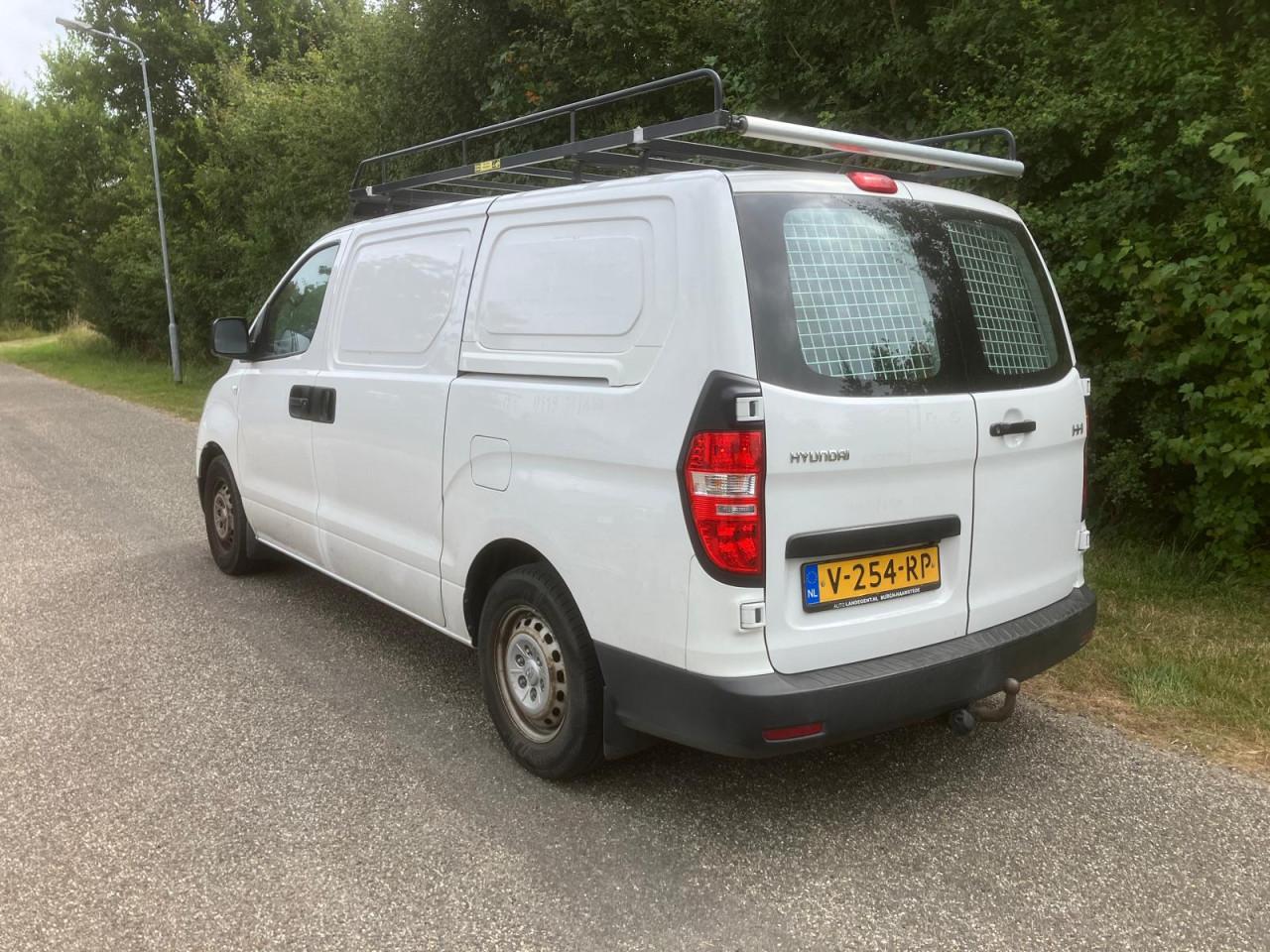 Hyunda H1 2.5D
