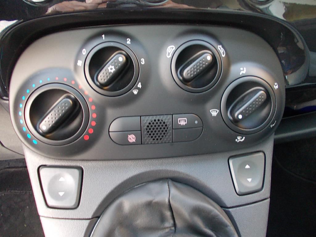 Fiat 500 0.9 twin-air 63kw lounge airco, panorama dak