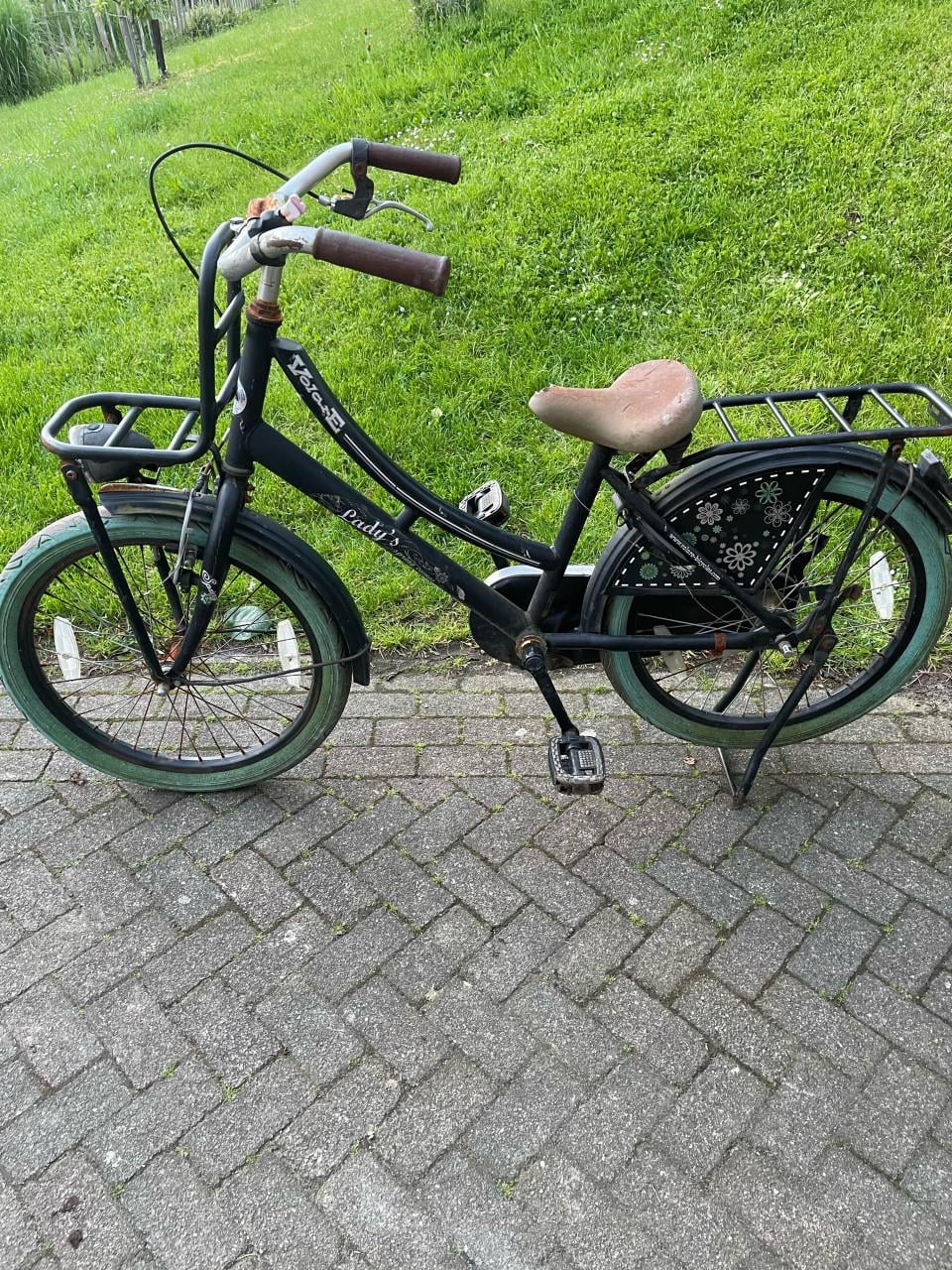 Leuke meisjes fiets 6-8 jaar