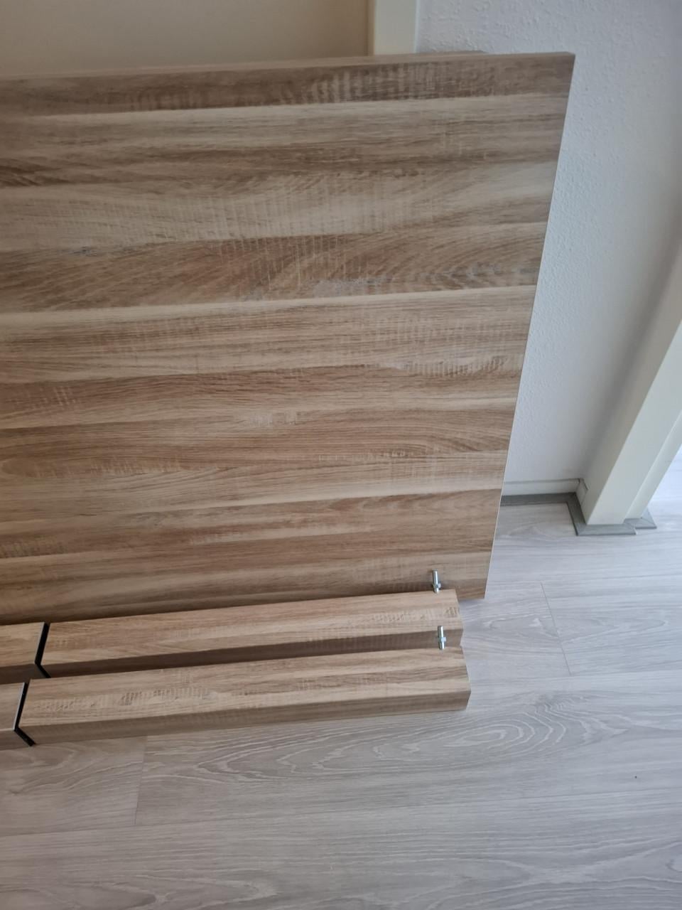 Eettafel , TV kastje en salontafel