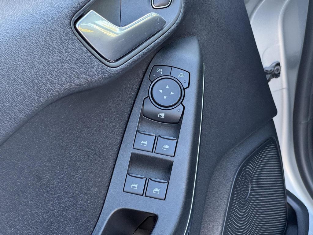 Ford Fiesta 1.0 ecoboost hybrid titanium automaat, nl-auto!