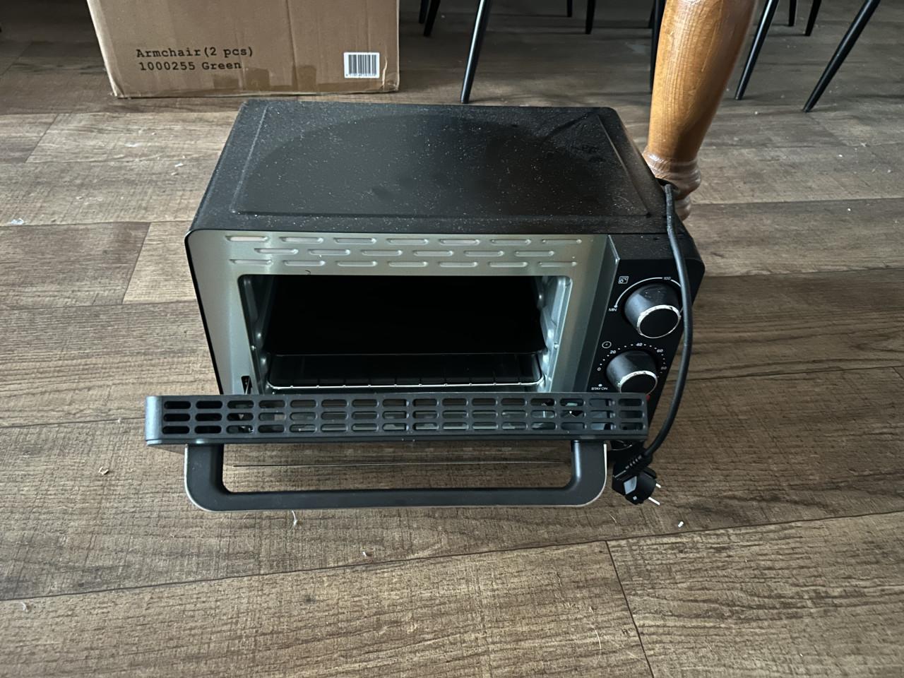 DOMO mini-oven