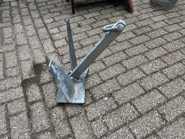 Poolanker gegalvaniseerd 22 kg