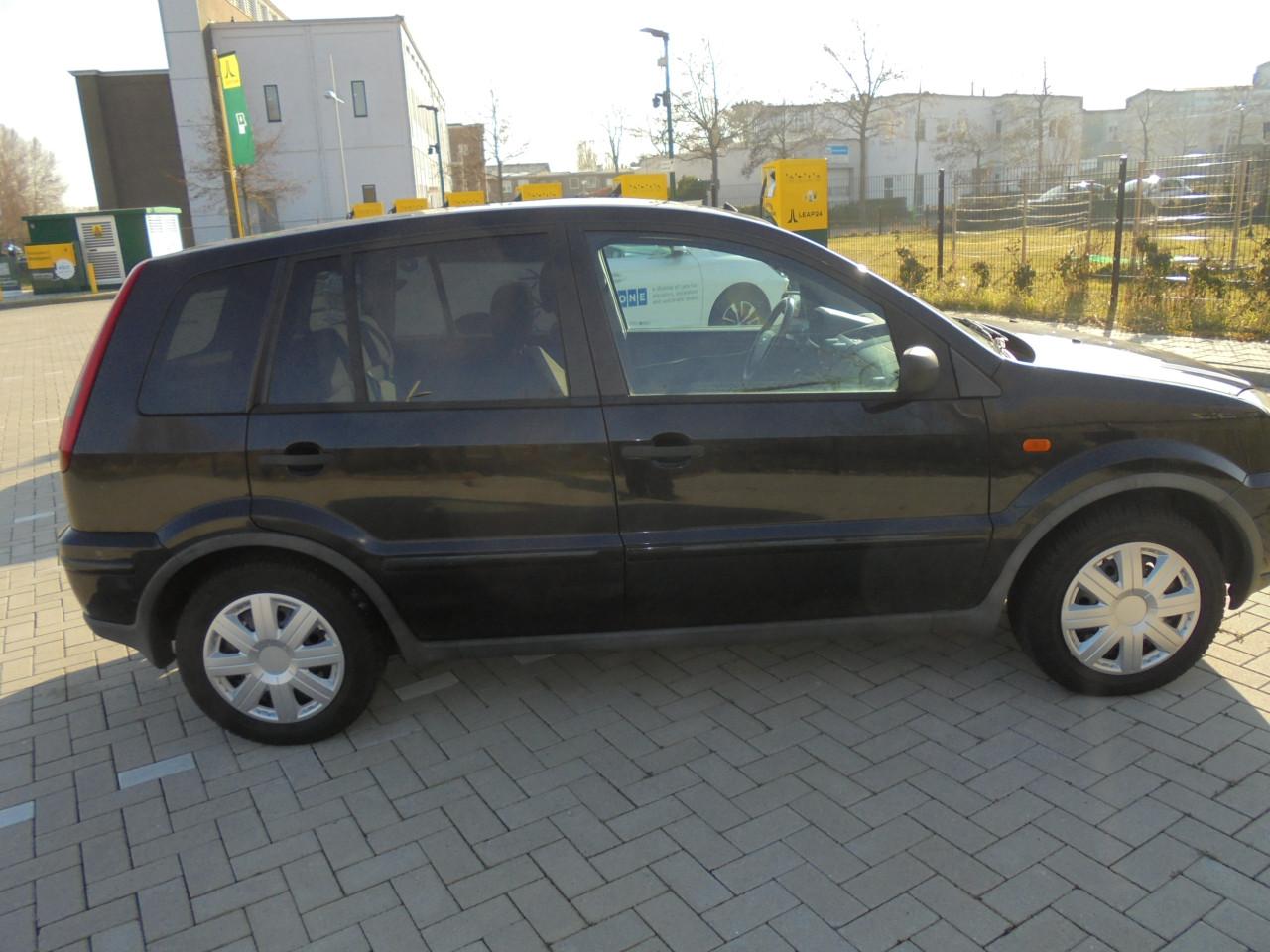 Fusion 1.6-16V Ghia leuke auto Apk tot Juni 2026 slechts €1395