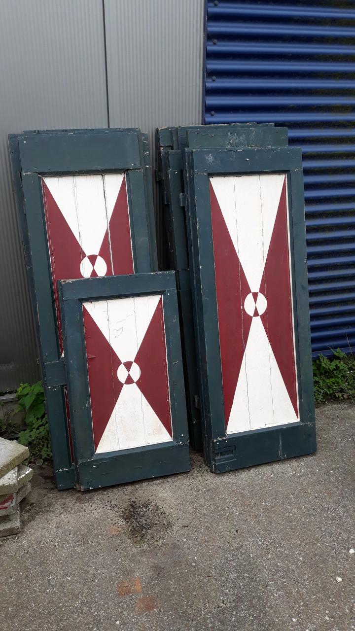 Antieke raamluiken.